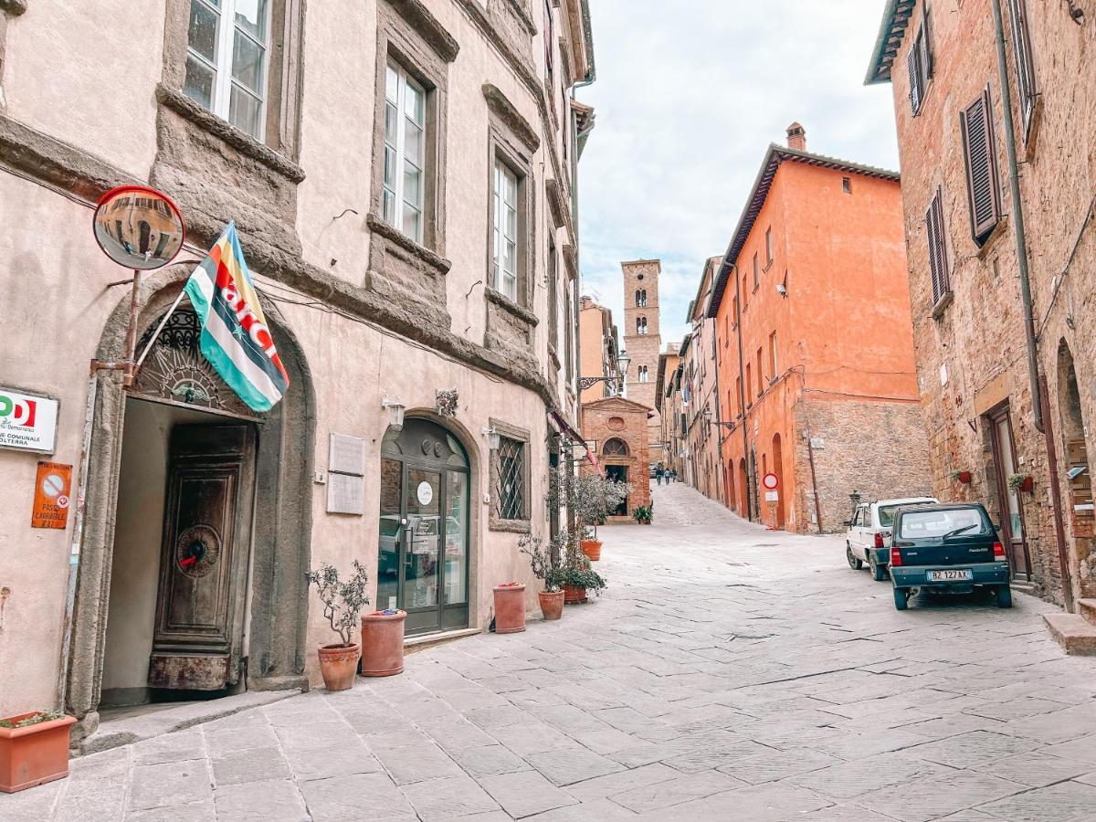 Appartement Attico Il Magnifico Volterra Extérieur photo